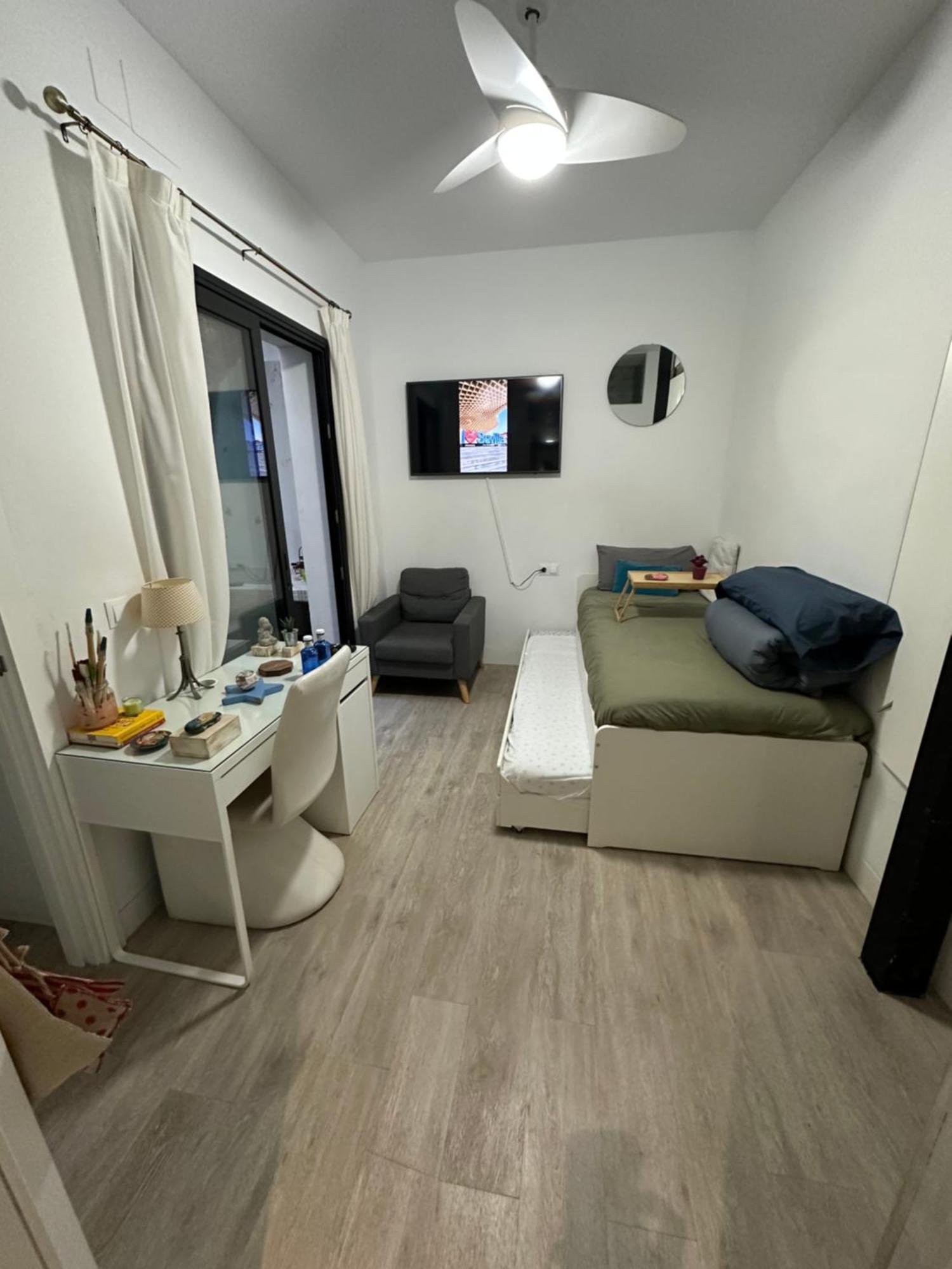 Casa Duque Compartida Familiar 2- Habitacion Bano Propio Sevilla Eksteriør bilde